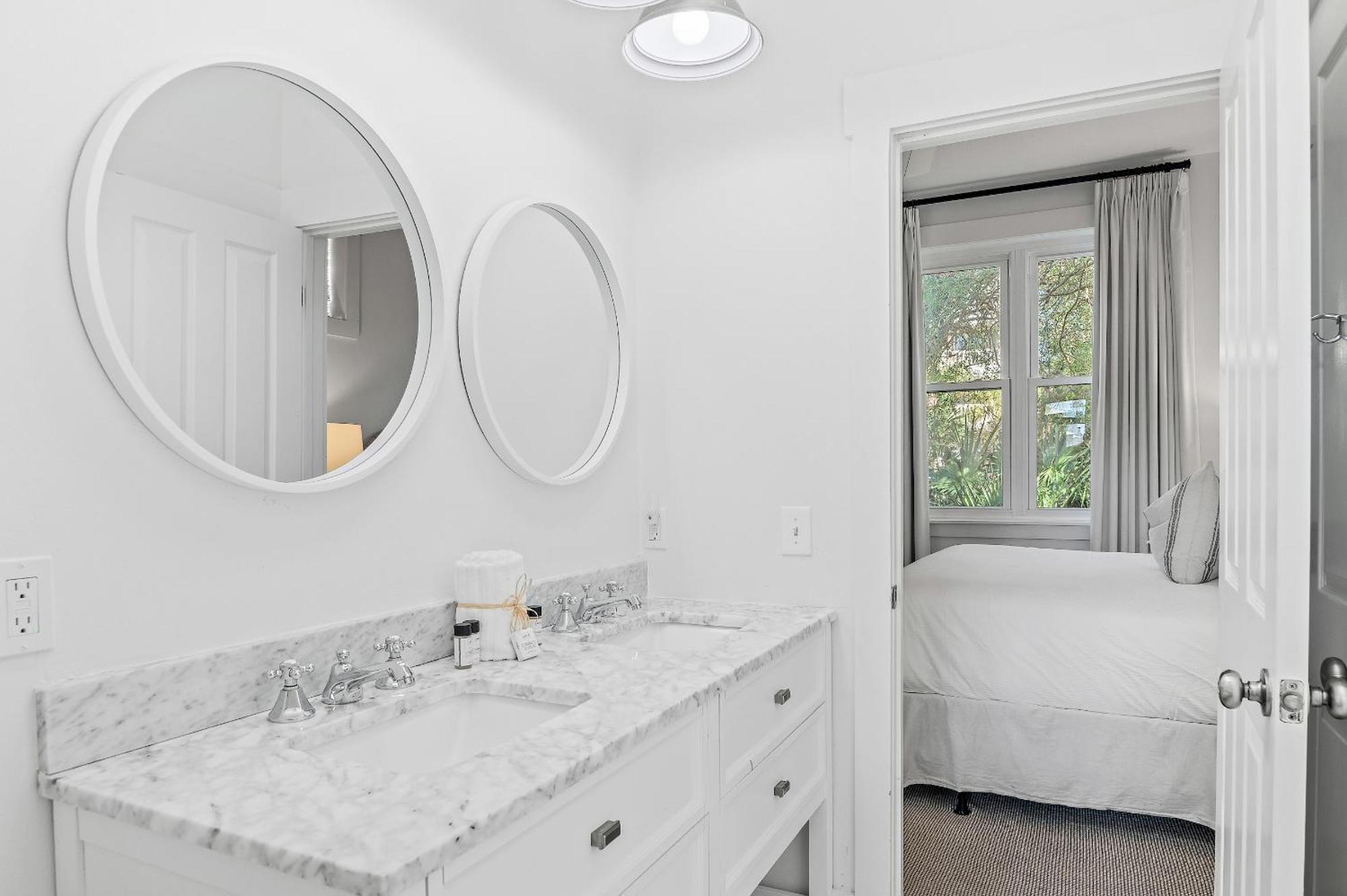 Isle Of View Villa Inlet Beach Екстериор снимка